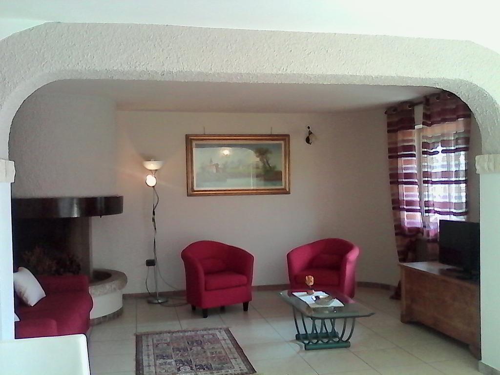 Villa Leilani B&B サーレ・マラジーノ エクステリア 写真